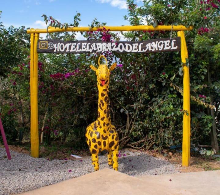 Hotel Campestre Abrazo Del Angel Aratoca Dış mekan fotoğraf